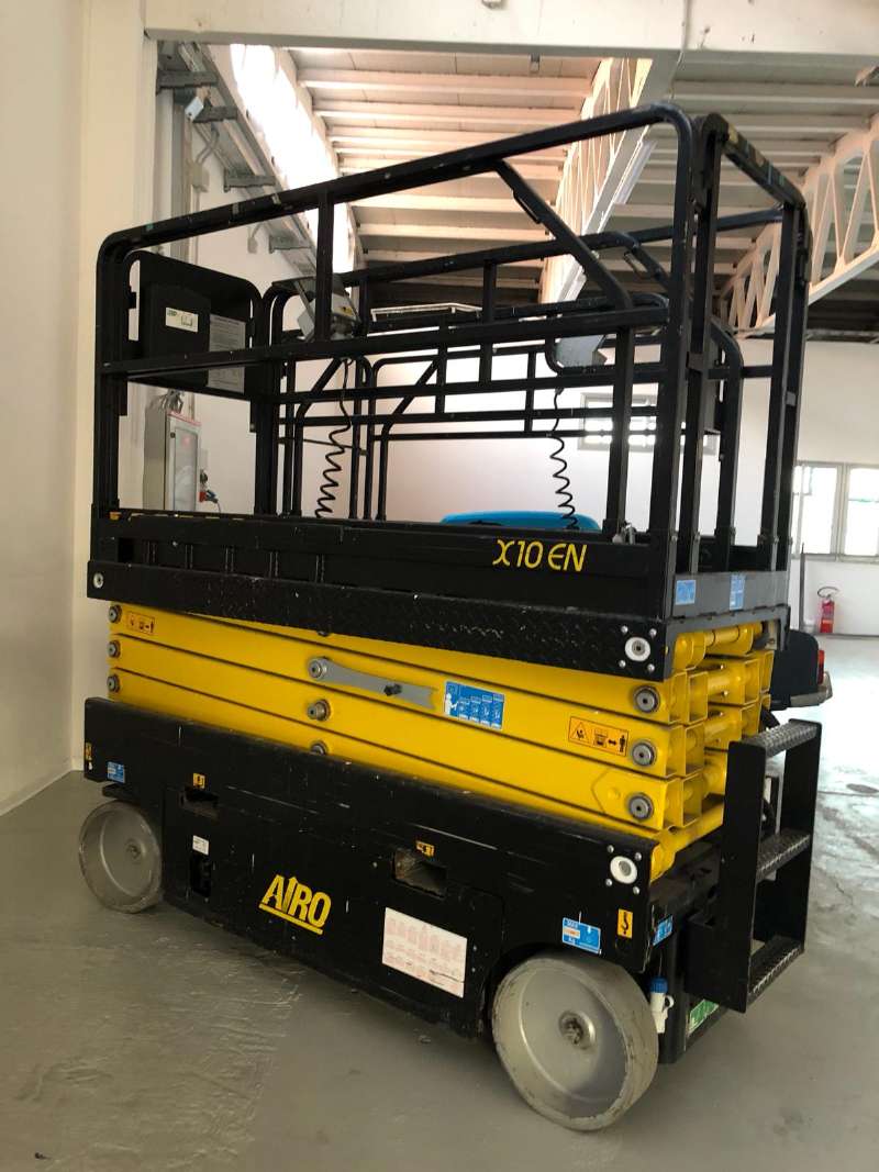 Nonni Rent - Piattaforma Aerea a Forbice, noleggio e vendita